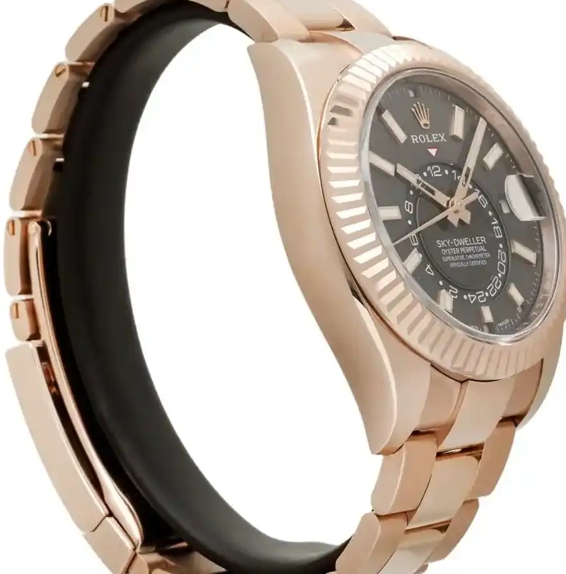 Prestigious Jewelers Sky-Dweller Rolex 326935 42mm 0604